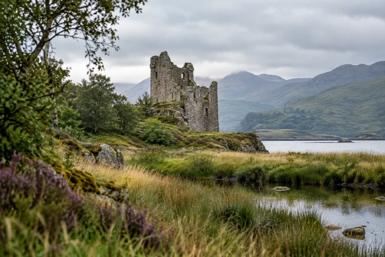 Discovering Lesser-Known Scottish Castles Beyond Famous Landmarks